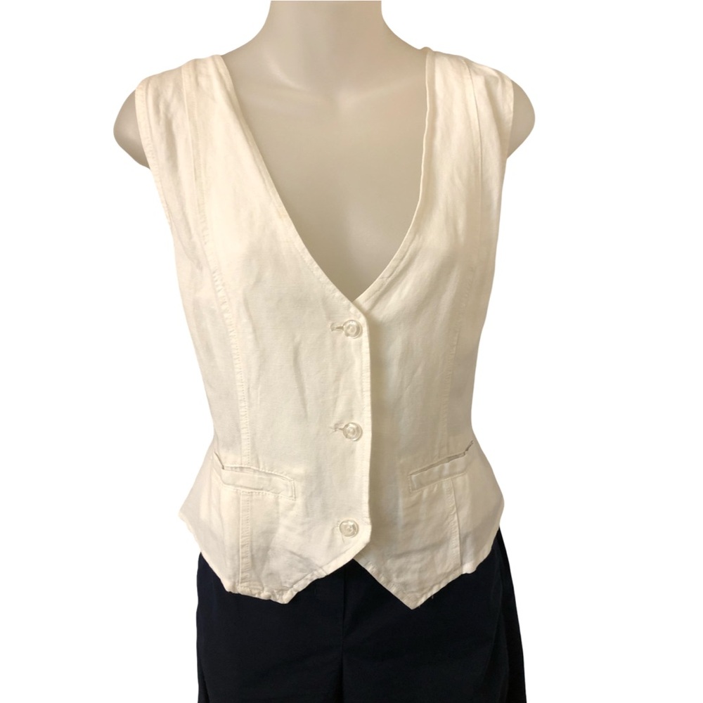 YFB Young, Fabulous & Broke Veda Linen Rayon Vest in White/Cream, Size S